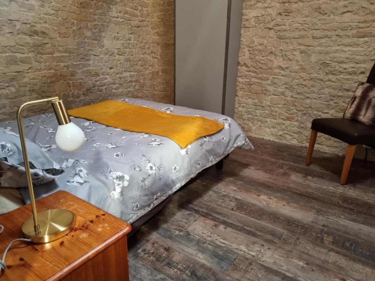 Le Verger Des Noyer Relaxing Getaway With Private Pool Maire-l'Evescault Exterior photo